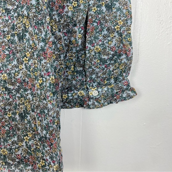 Brand New With Tag, LOFT Ditsy Floral Button Down Blouse - Picture 5 of 7